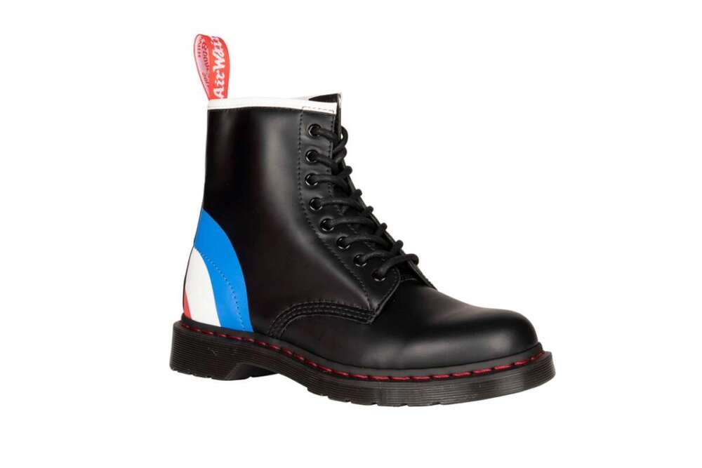scritta linguetta dr martens